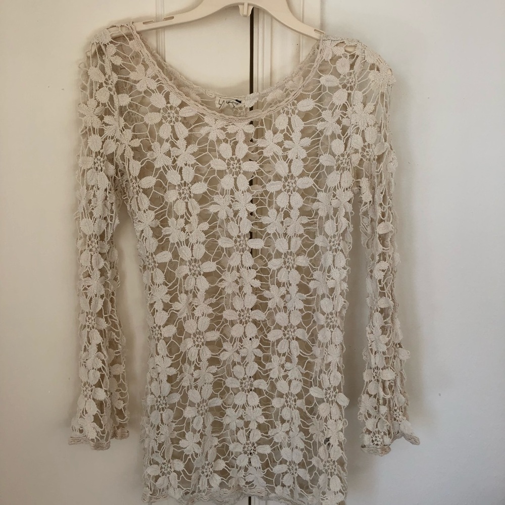 LA Hearts white floral long sleeve sun cover